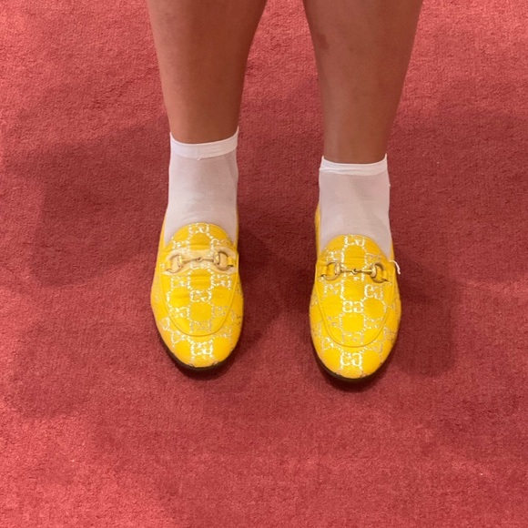 Gucci Women's Jordan loafer in yellow and silver fabric - Picture 8 of 9